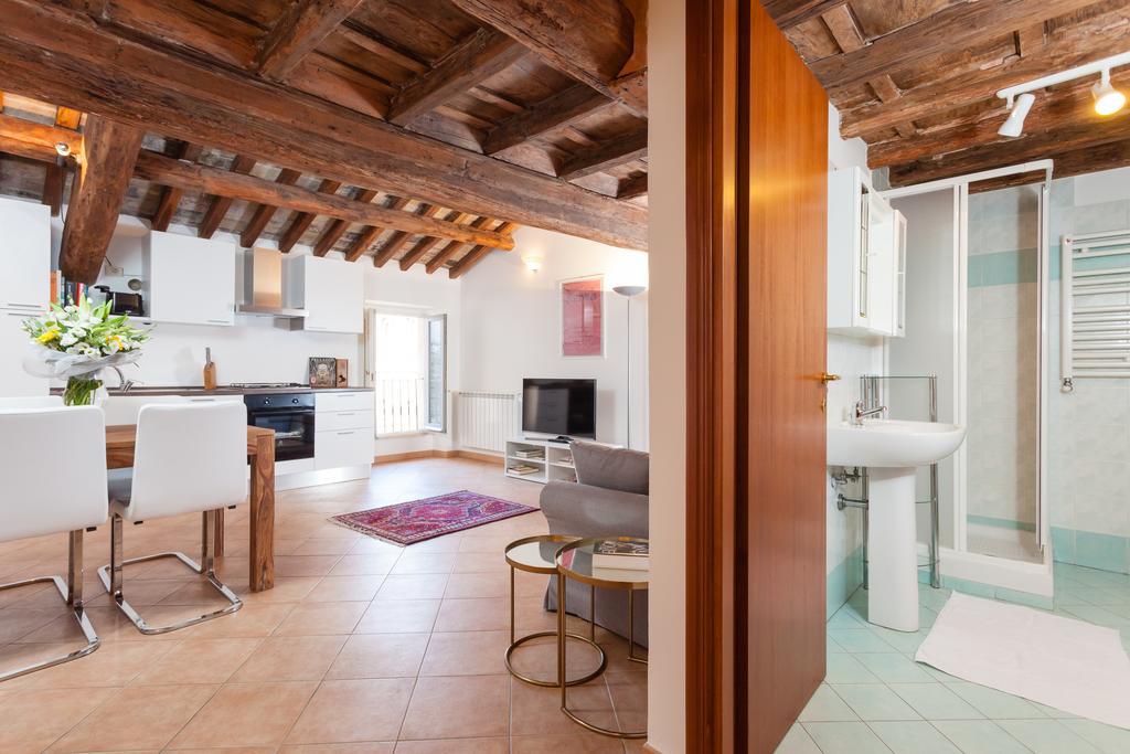 Maisonette Farnese Roma Cameră foto