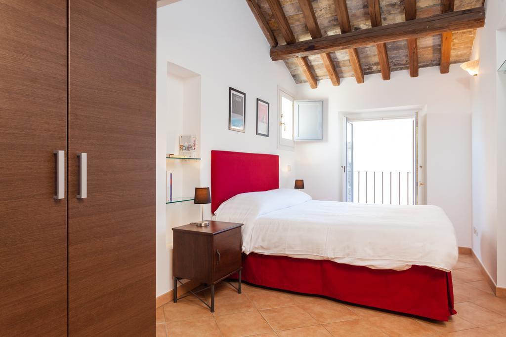 Maisonette Farnese Roma Cameră foto