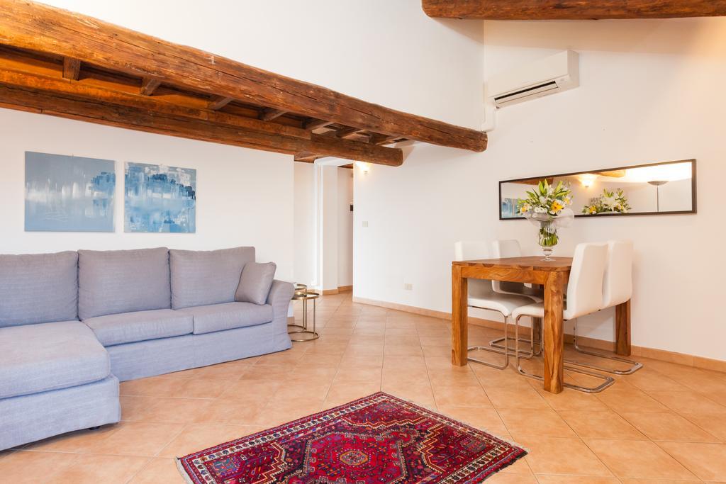 Maisonette Farnese Roma Cameră foto