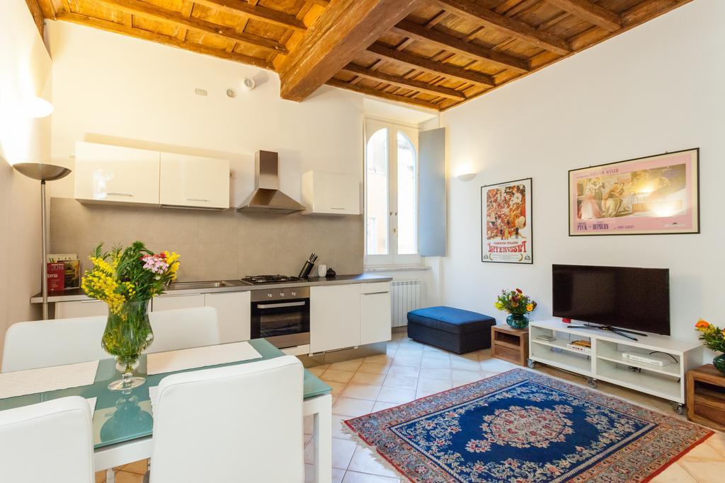 Maisonette Farnese Roma Cameră foto